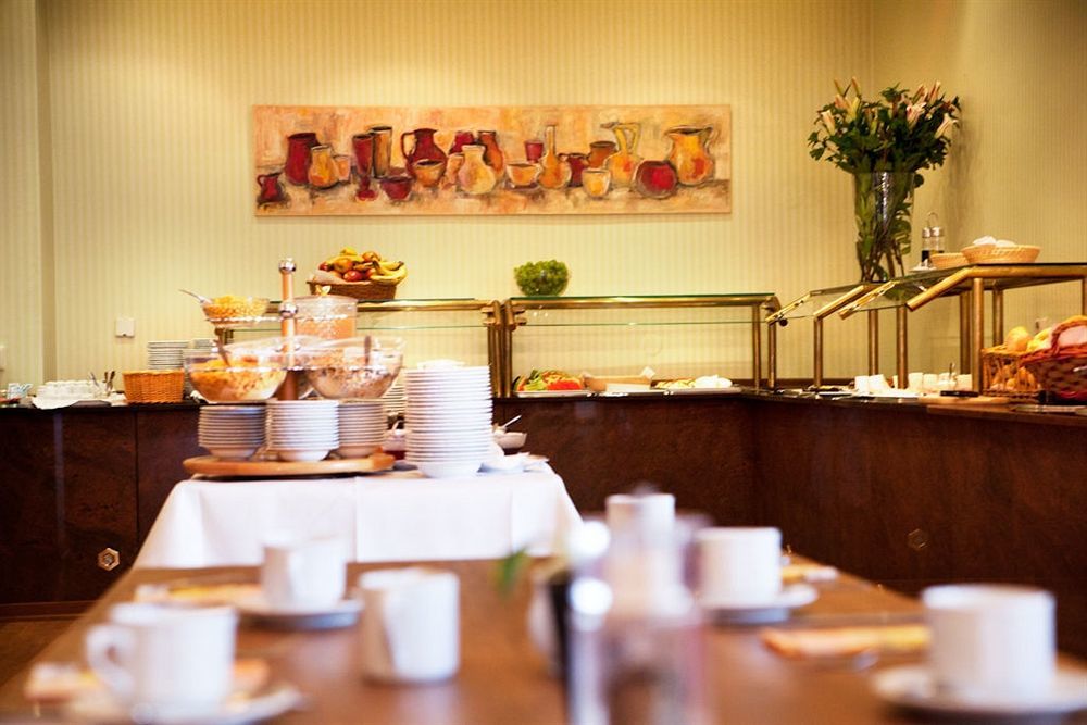 Hotel Штральзунд Экстерьер фото
