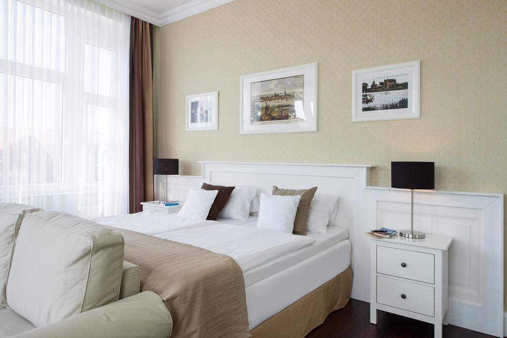 Hotel Штральзунд Экстерьер фото