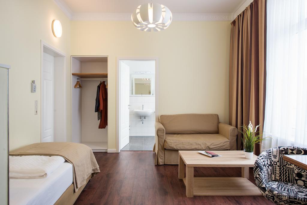 Hotel Штральзунд Экстерьер фото