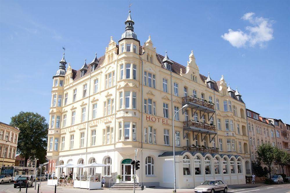 Hotel Штральзунд Экстерьер фото